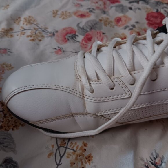 Fila women's 10 EU41.5 vintage white sneakers - Picture 12 of 14